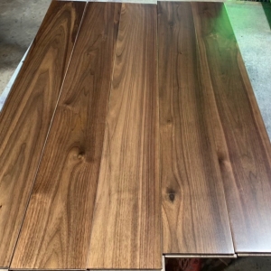 Sàn gỗ walnut (óc chó) bảng lớn